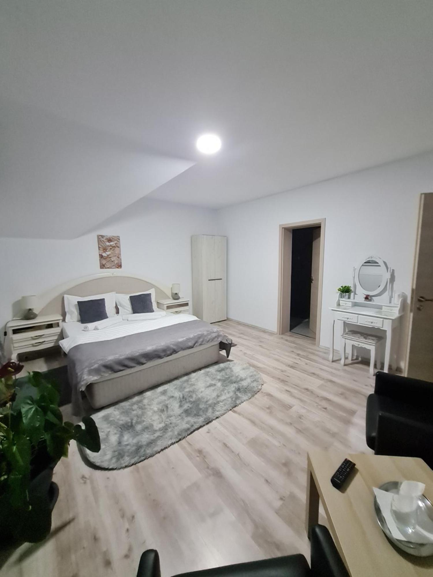 Vila Emma Rîşnov Esterno foto